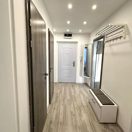 Apartment Palace Apartman,t8, Ac, Klima